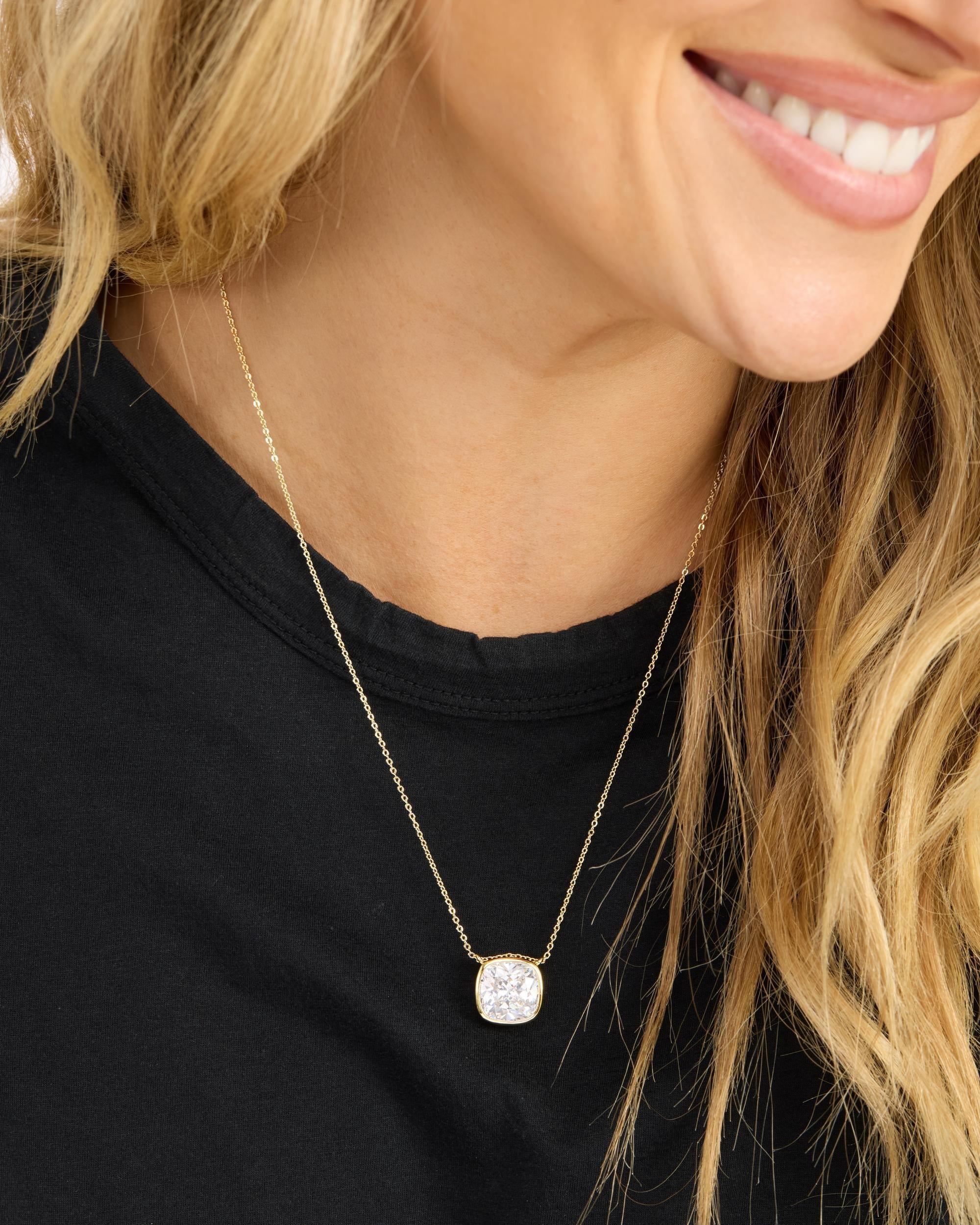 Duchess Pendant Necklace - Gold|White Diamondettes