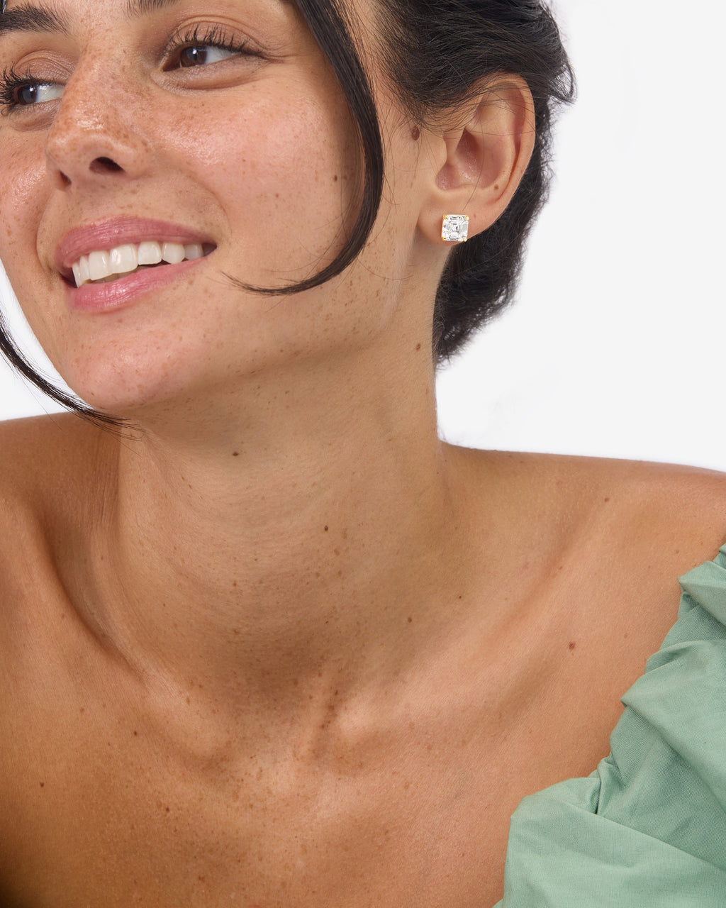 The Queen's 8mm Studs - Gold|White Diamondettes